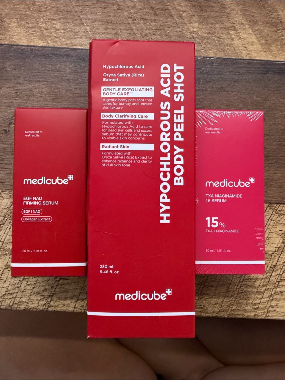 medicube Hypochlorous Acid Body Peel Shot in Red – Gentle Exfoliating Body Care